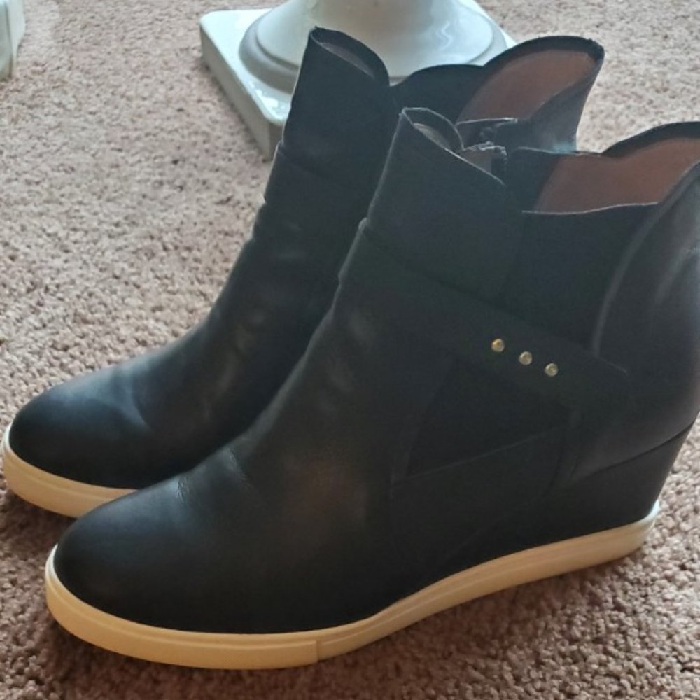 Linea Paolo wedge sneakers